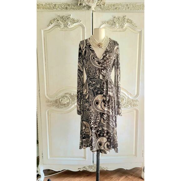 Vintage T Tahari Classic Wrap Long Sleeve Dress Brown/cream Sz MF (OSFA) Korea - Picture 1 of 6